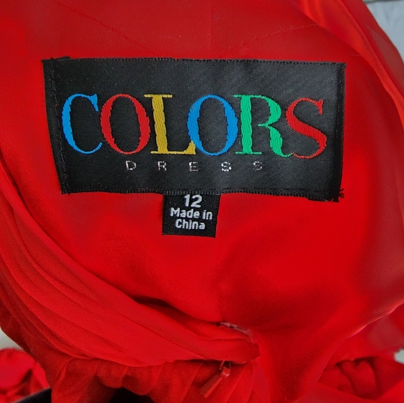 Red Short Dress with Crystals-size 12 - Picture 4 of 4